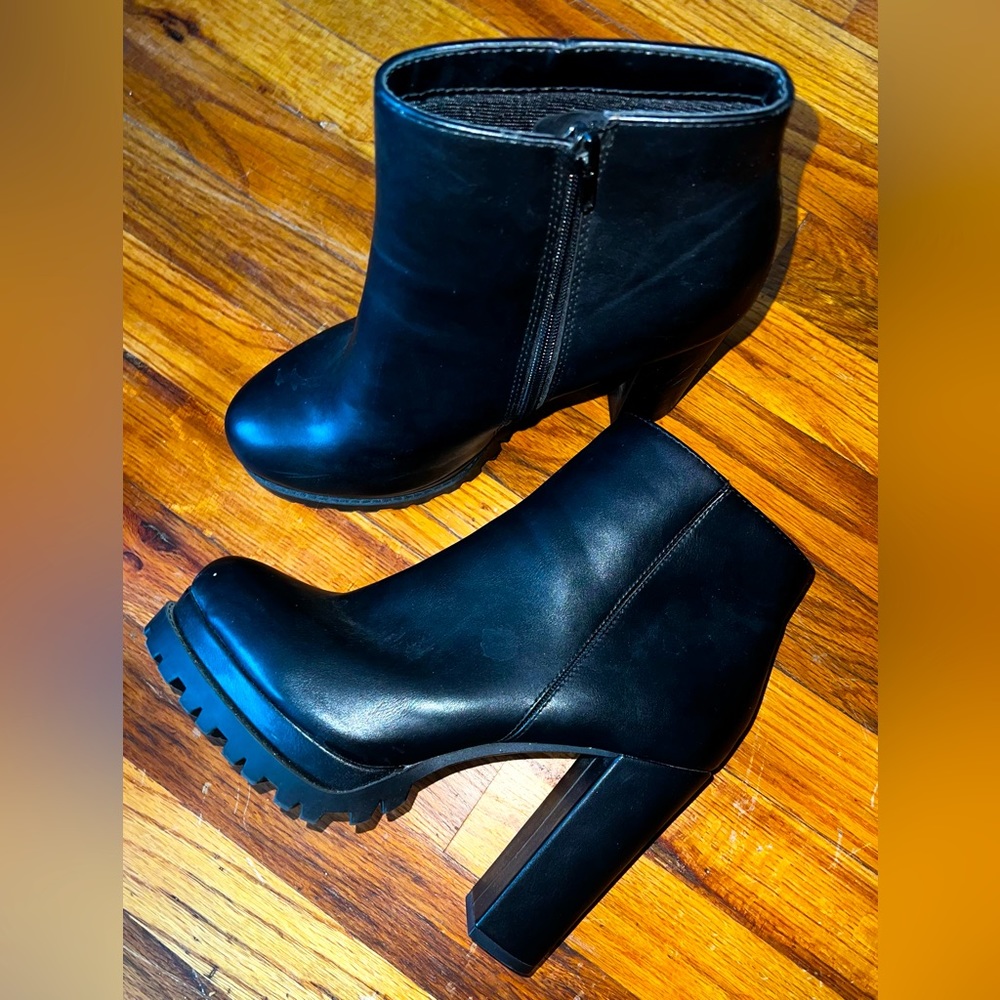 Black chunky boots
